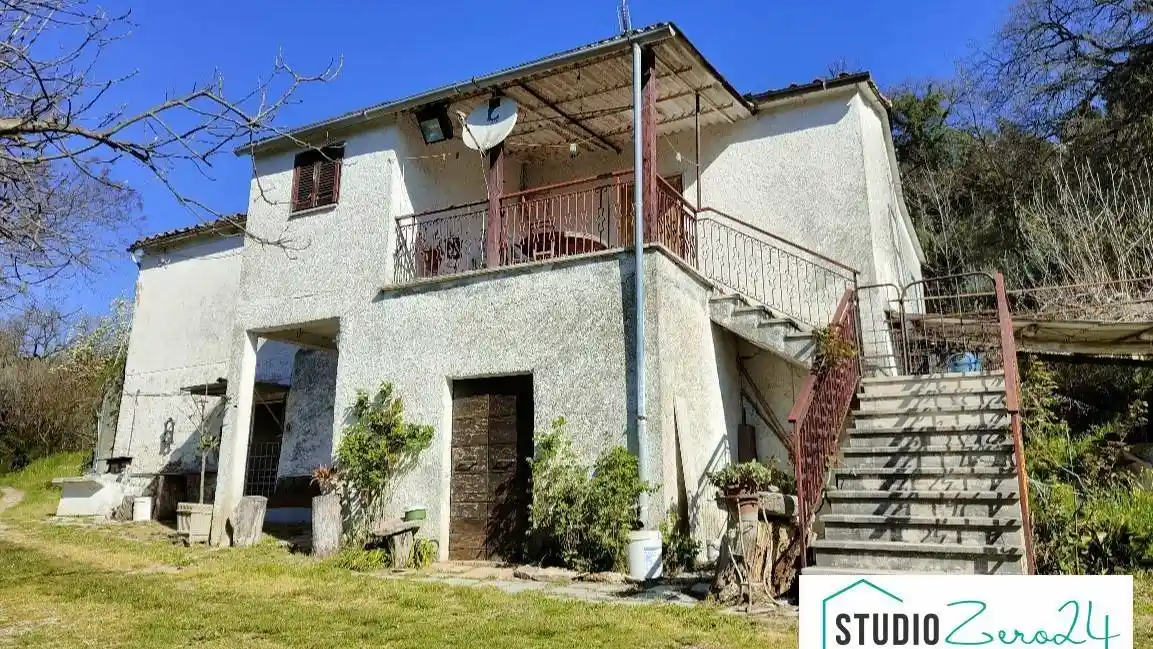 Rustico - Casale in vendita a Amelia