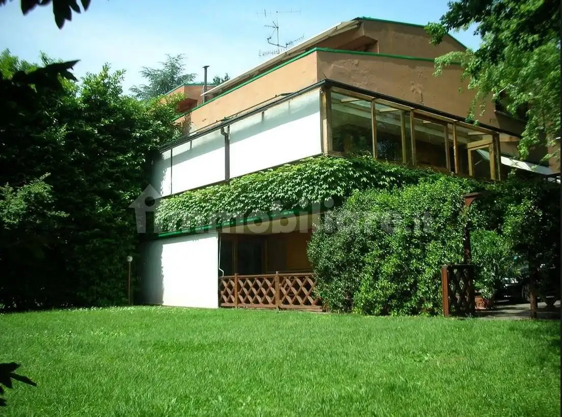 Villa in vendita a Sasso Marconi
