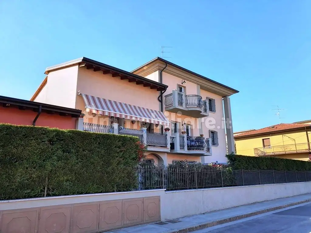 Appartamento in vendita a Brescia