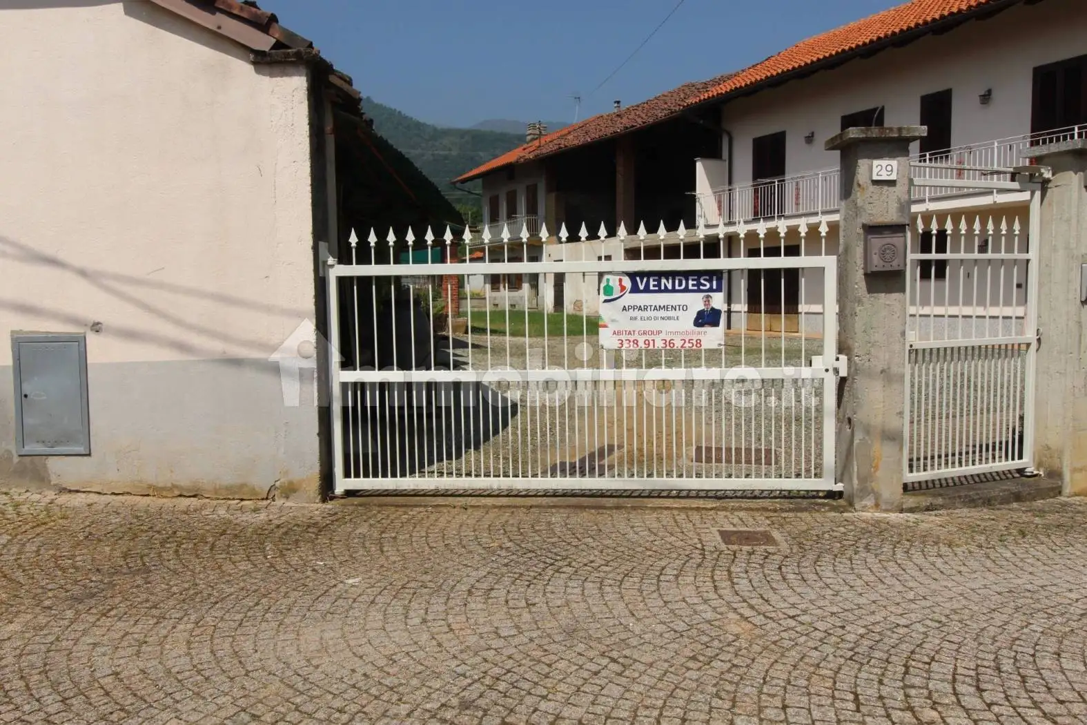 Rustico - Casale in vendita a La Cassa