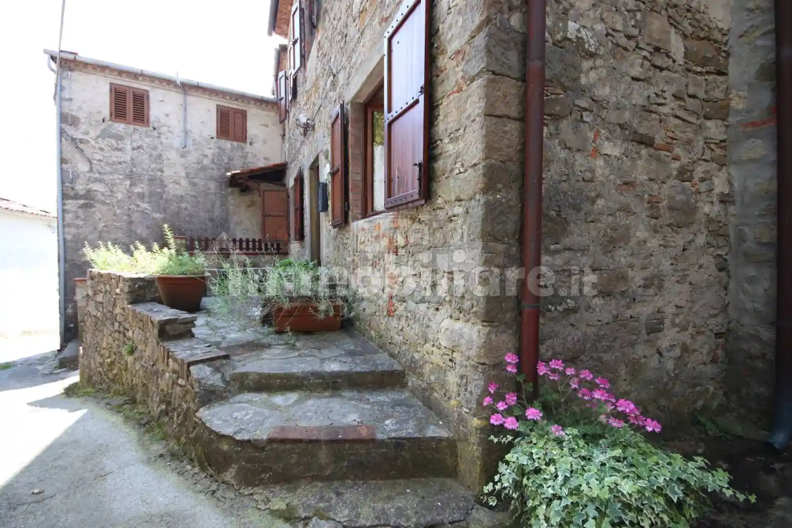 Casa indipendente in vendita a Pescaglia