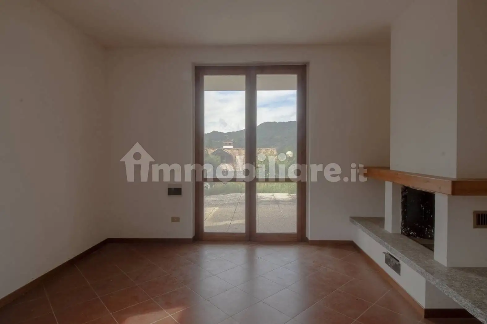 Trilocale via Sorcà, Centro, Esino Lario - foto 5