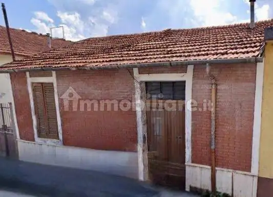 Casa indipendente in vendita a Avezzano