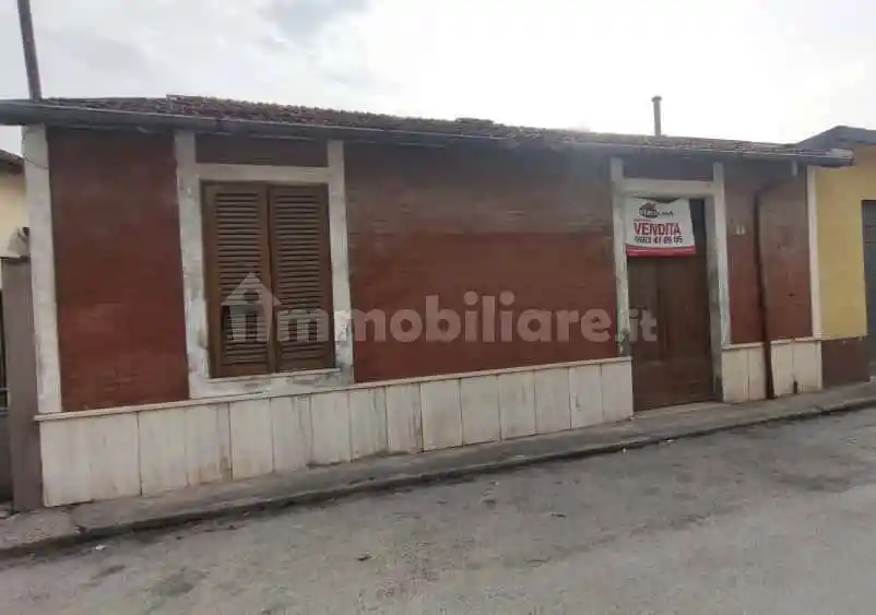 Terratetto unifamiliare via Vicenne, Centro, Avezzano - foto 2