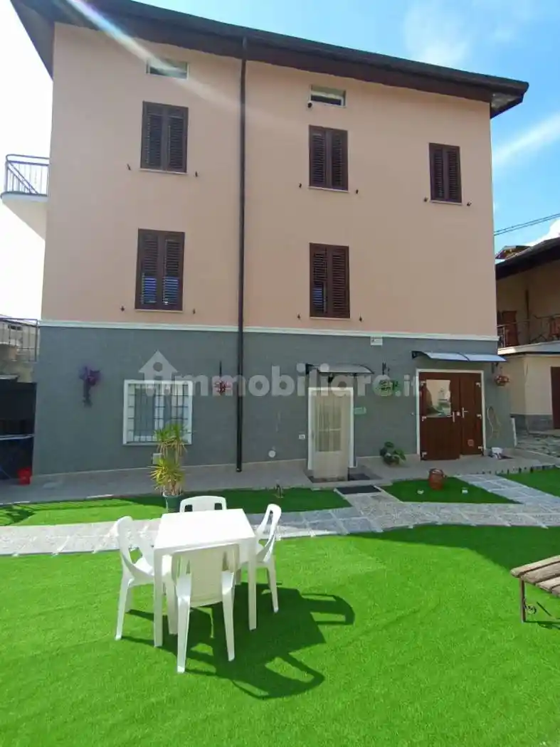 Appartamento in vendita a Villa d'Adda