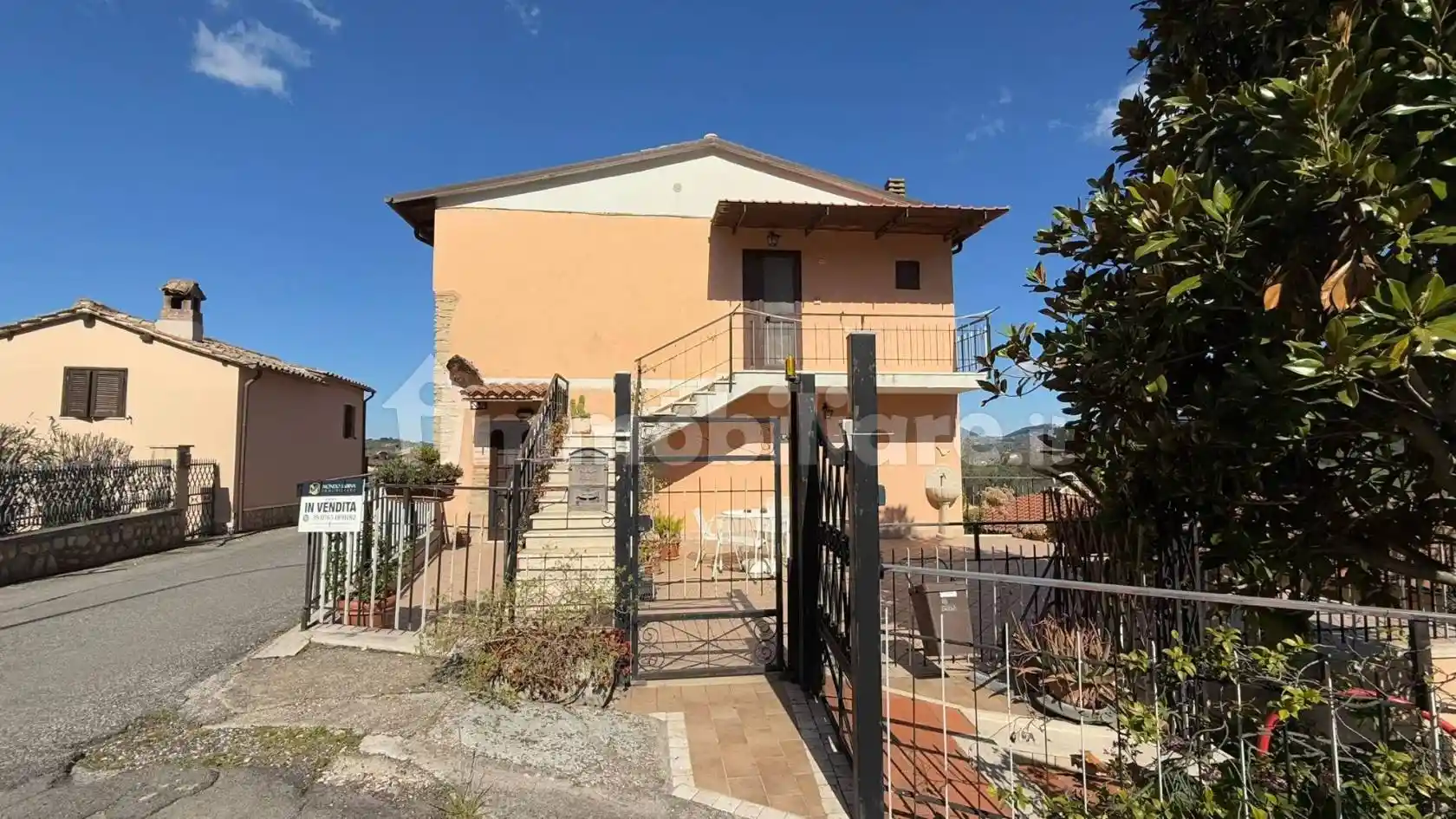 Villa in vendita a Poggio Mirteto