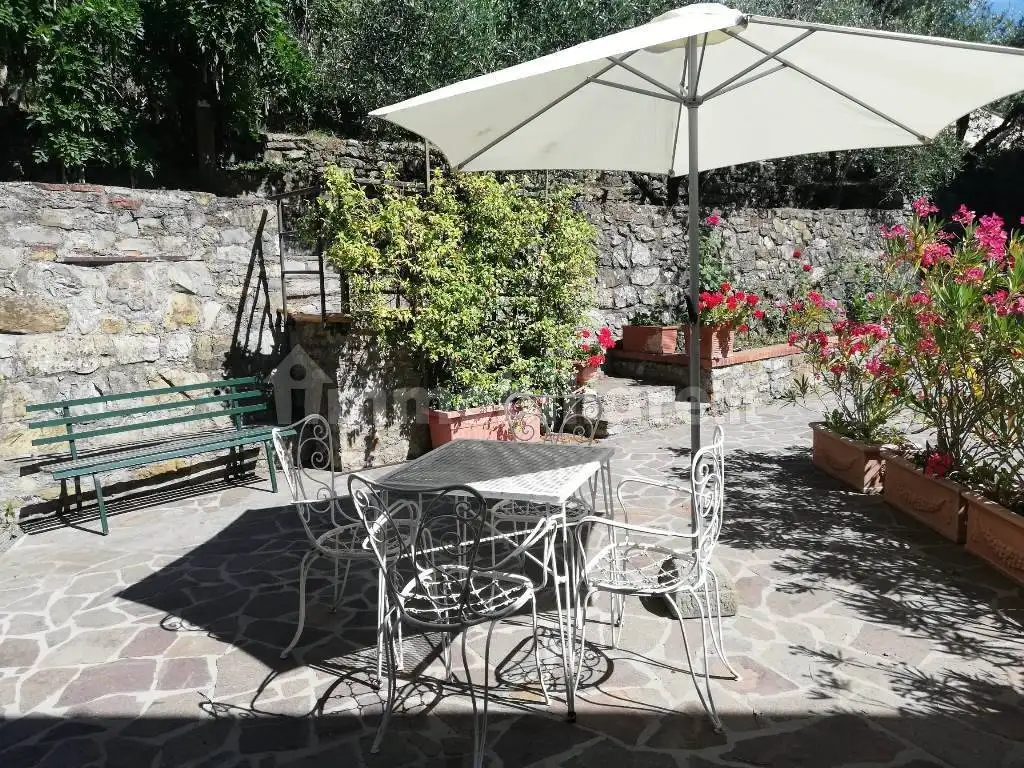 Villa in vendita a Prato