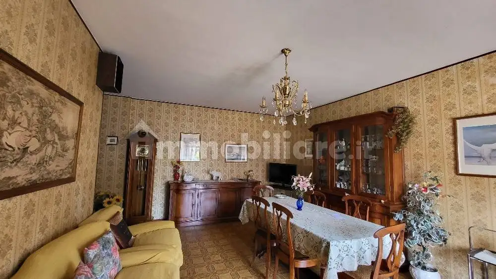 Trilocale via Fabio Filzi 6A, Centro, Cittiglio - foto 3