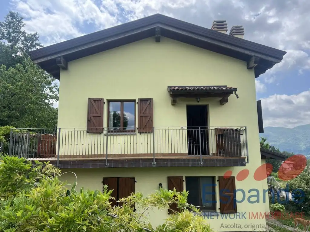 Appartamento in vendita a Lizzano in Belvedere