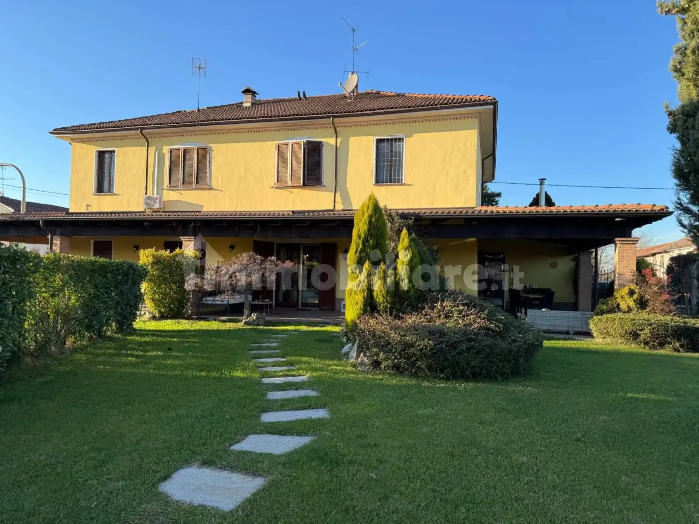 Casa indipendente in vendita a Alessandria