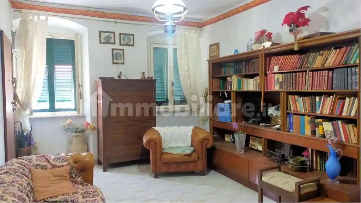 Appartamento in vendita a Livorno