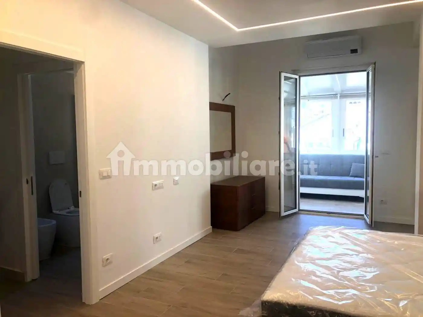 Monolocale ottimo stato, ottavo piano, Centro Storico, Savona - foto 4