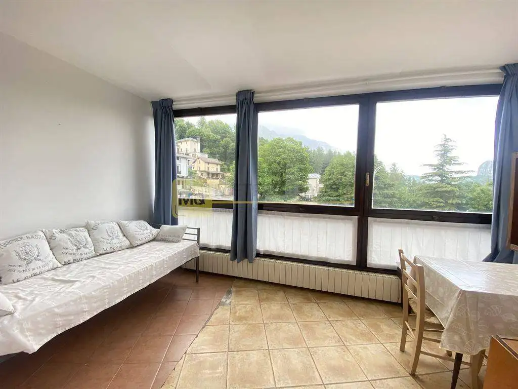 Appartamento in affitto a Abbadia Lariana