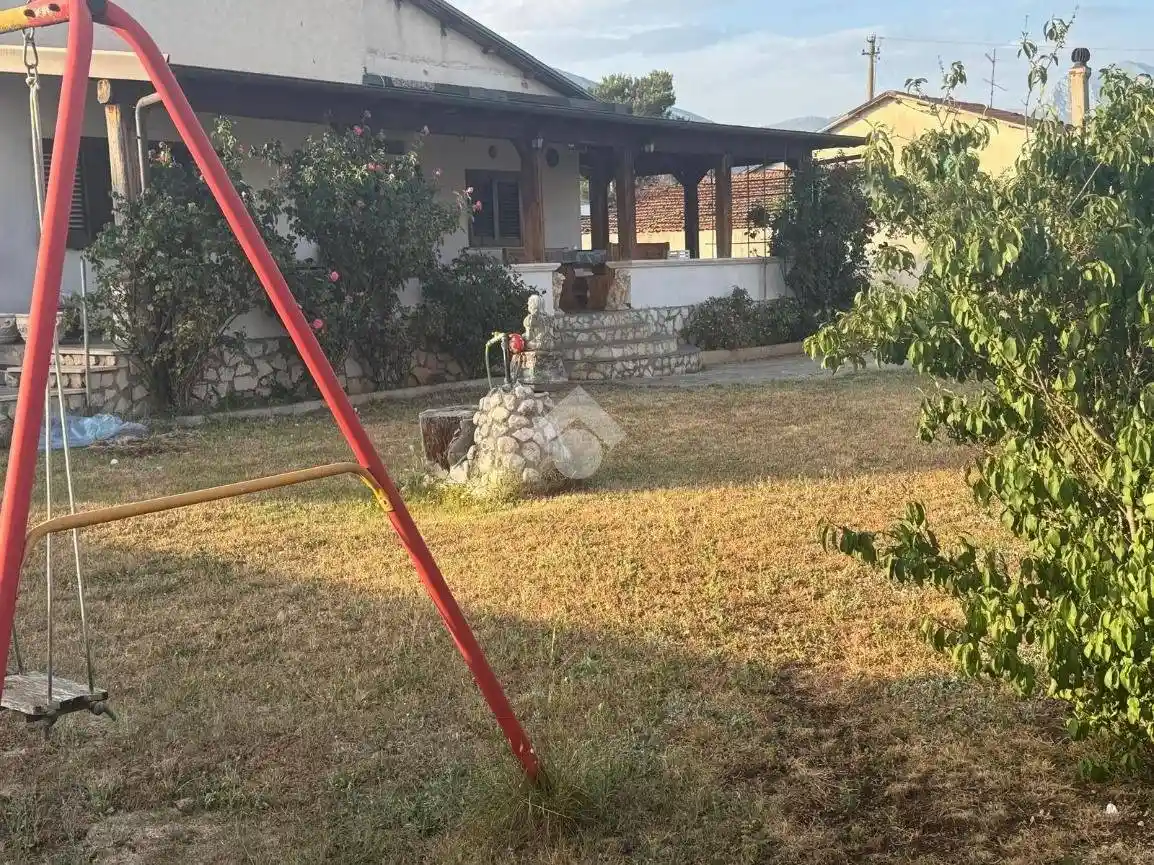 Villa unifamiliare via Caruscino 110, Centro, Avezzano - foto 3