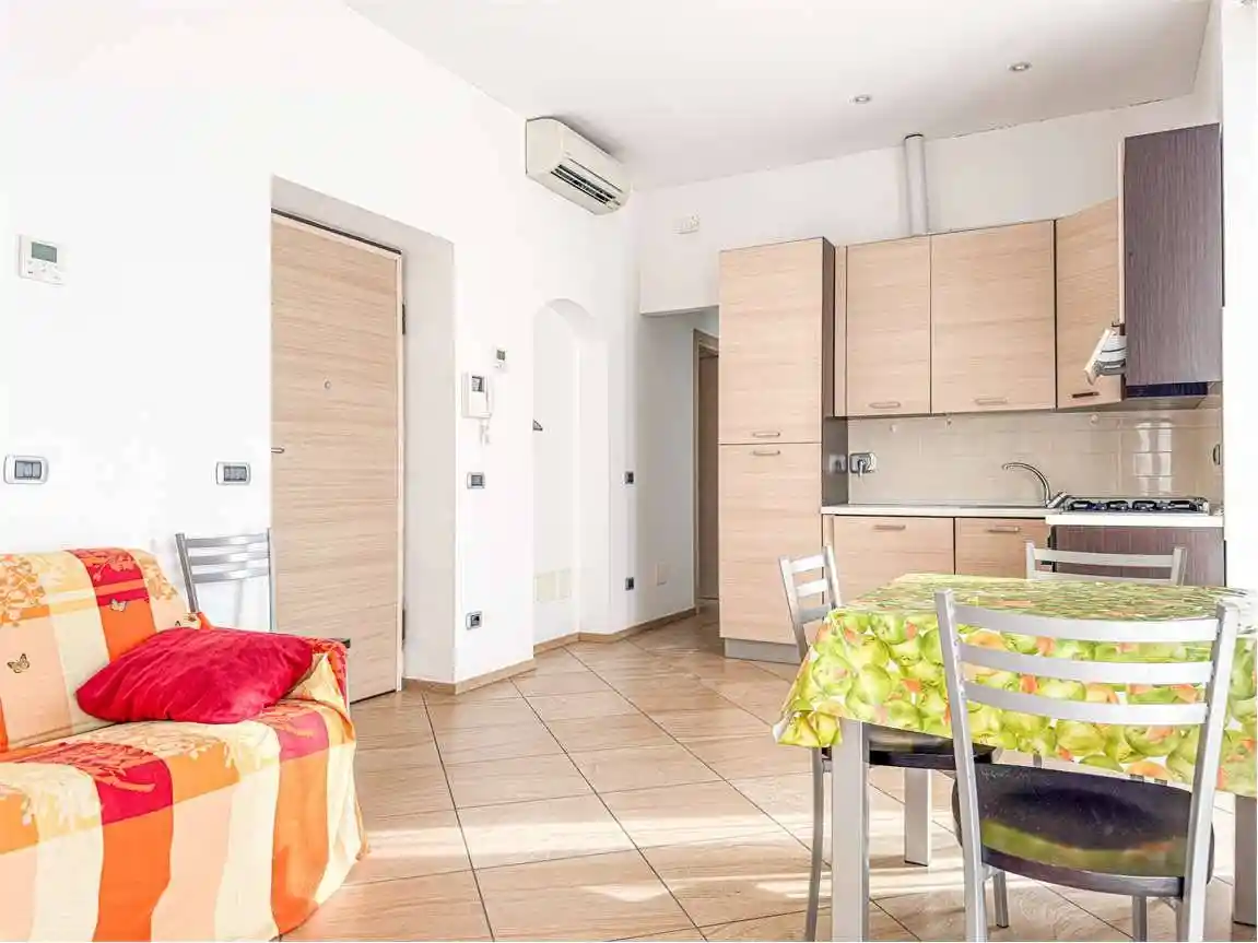 Bilocale corso garibaldi , 24, Centro, Diano Marina - foto 4