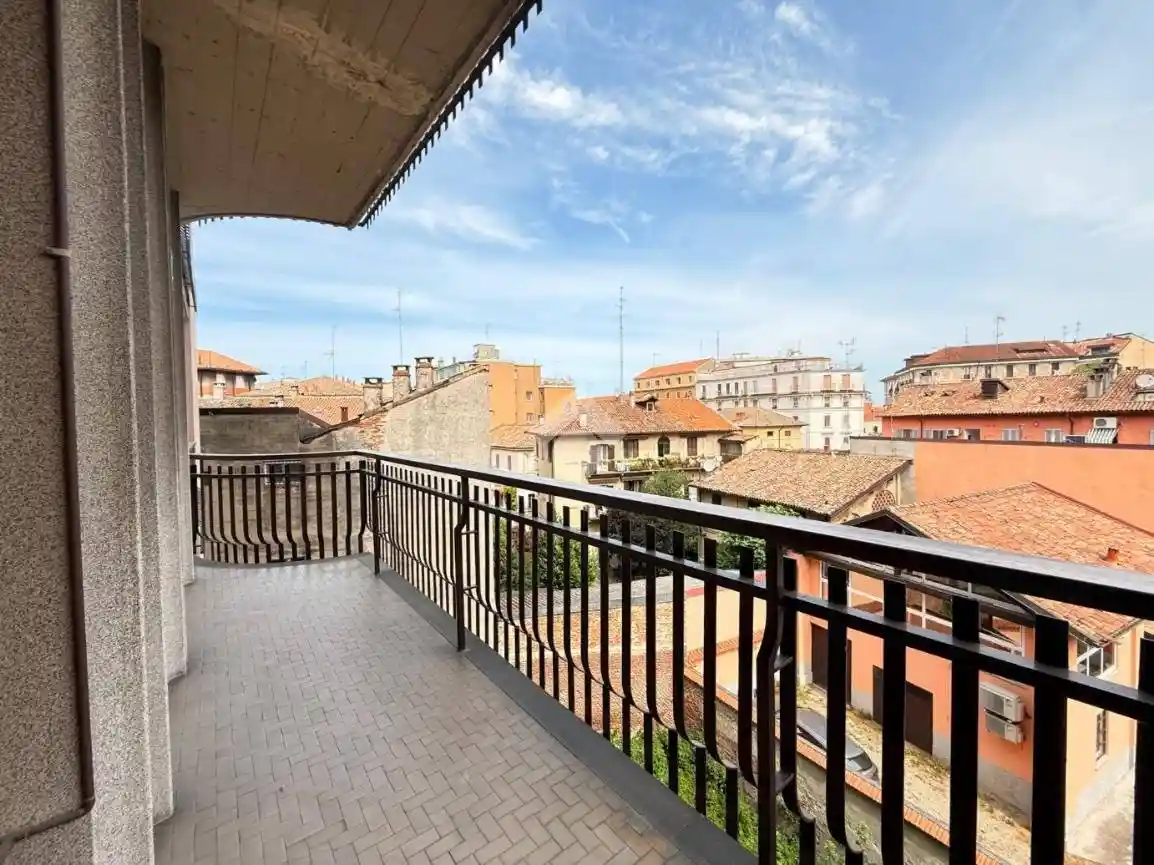 Trilocale viale della Libertà 17, Stazione - Ticinello, Pavia - foto 3