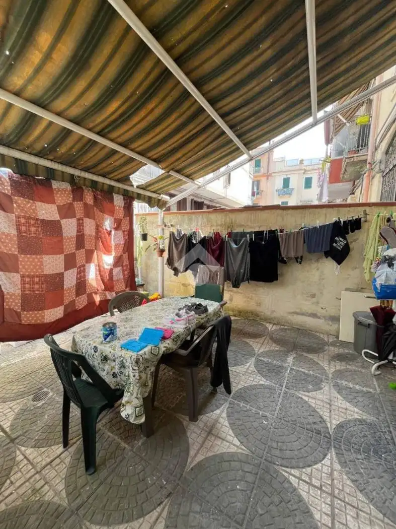Appartamento in vendita a Napoli