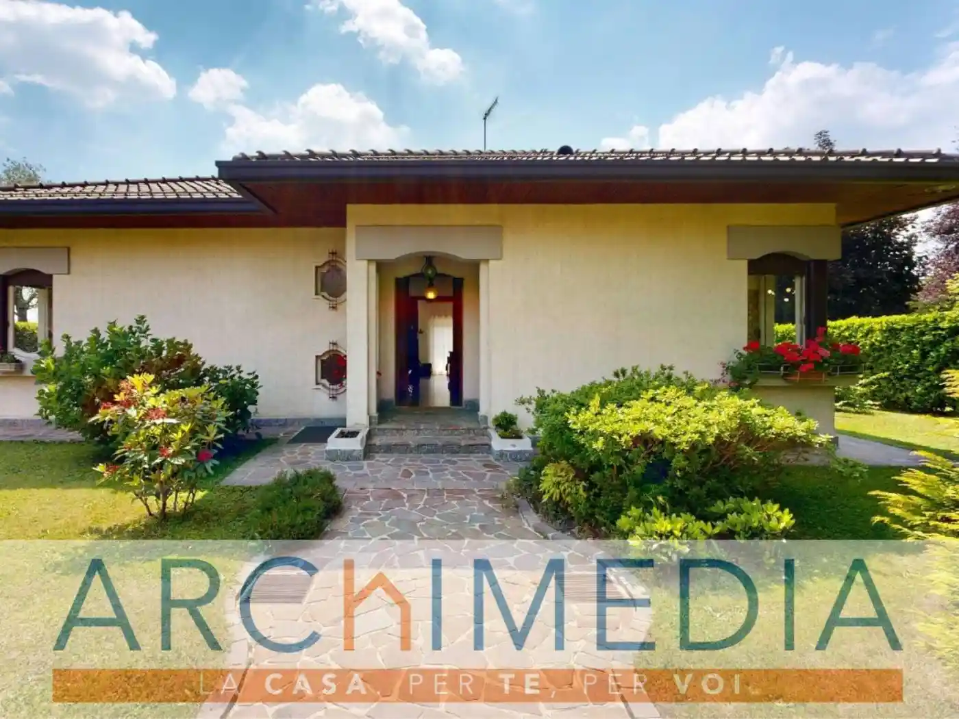 Villa in vendita a Malnate