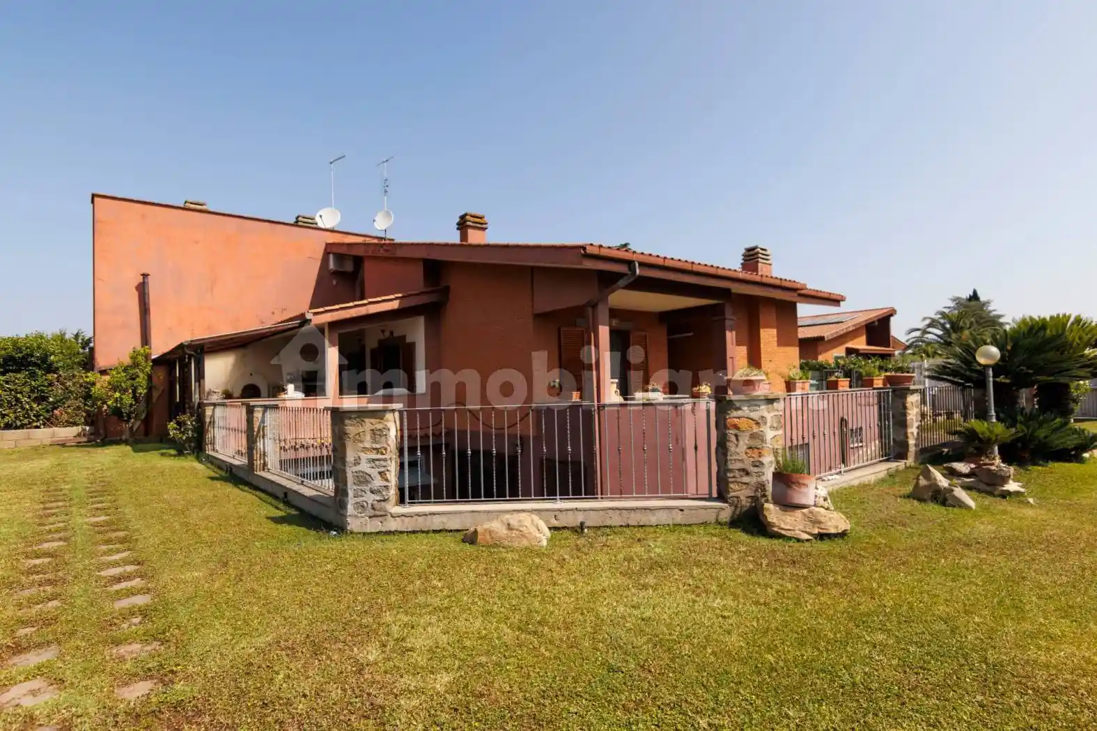 Villa bifamiliare via del Casale Agostinelli, Morena, Roma - foto 5