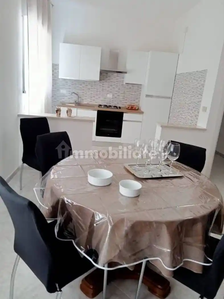 Quadrilocale via Luca Goldoni, Centro, Castellammare del Golfo - foto 4