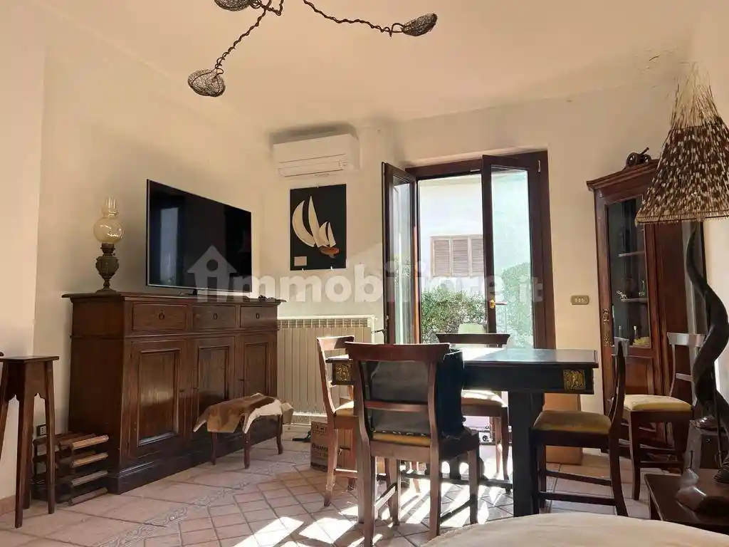 Casa indipendente in vendita a Sarzana