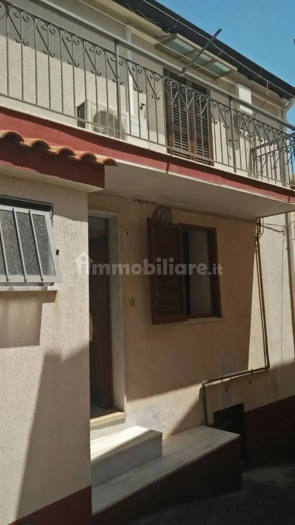 Appartamento in vendita a Sant'Andrea Apostolo dello Ionio