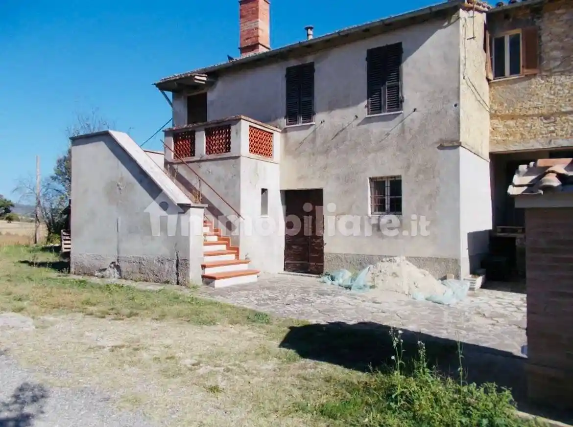 Rustico - Casale in vendita a Corciano