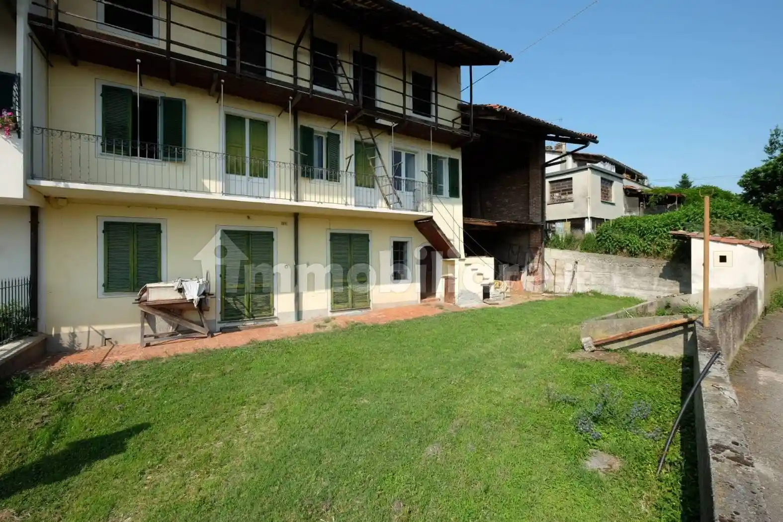 Casa indipendente in vendita a Azeglio