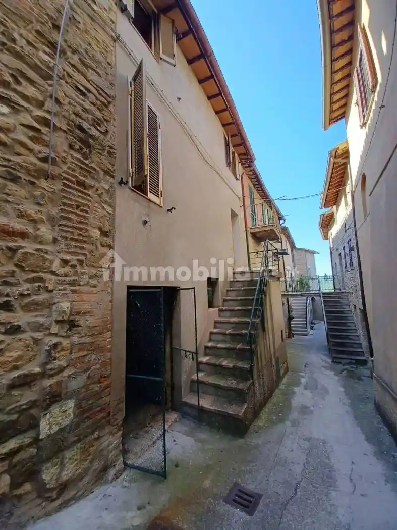 Rustico - Casale in vendita a Marsciano