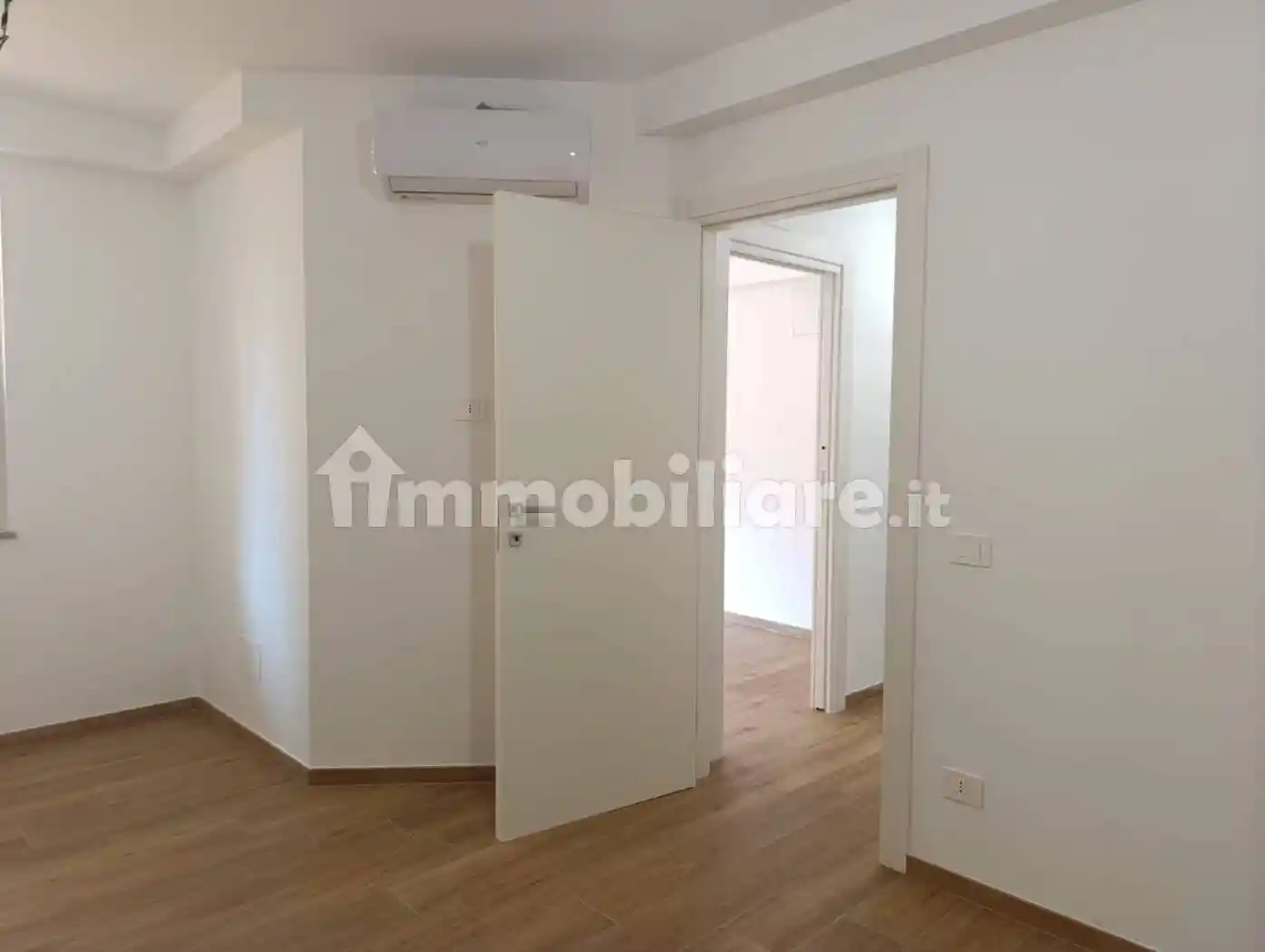 Trilocale via Imperatore Federico, Fiera, Palermo - foto 2