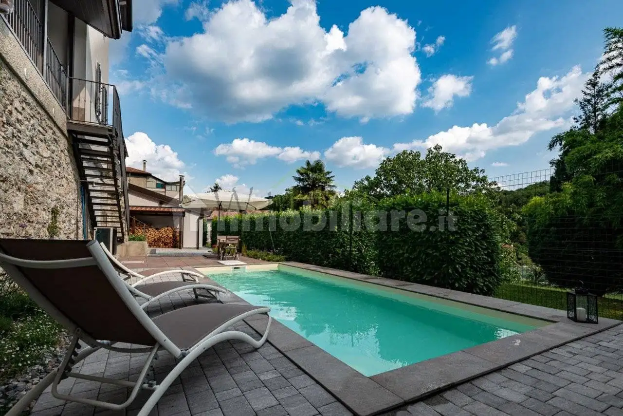 Villa in vendita a Como