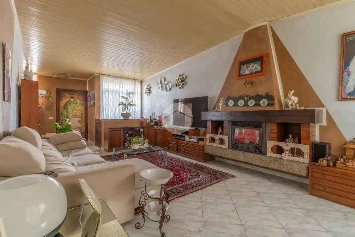 Villa in vendita a Trezzano sul Naviglio