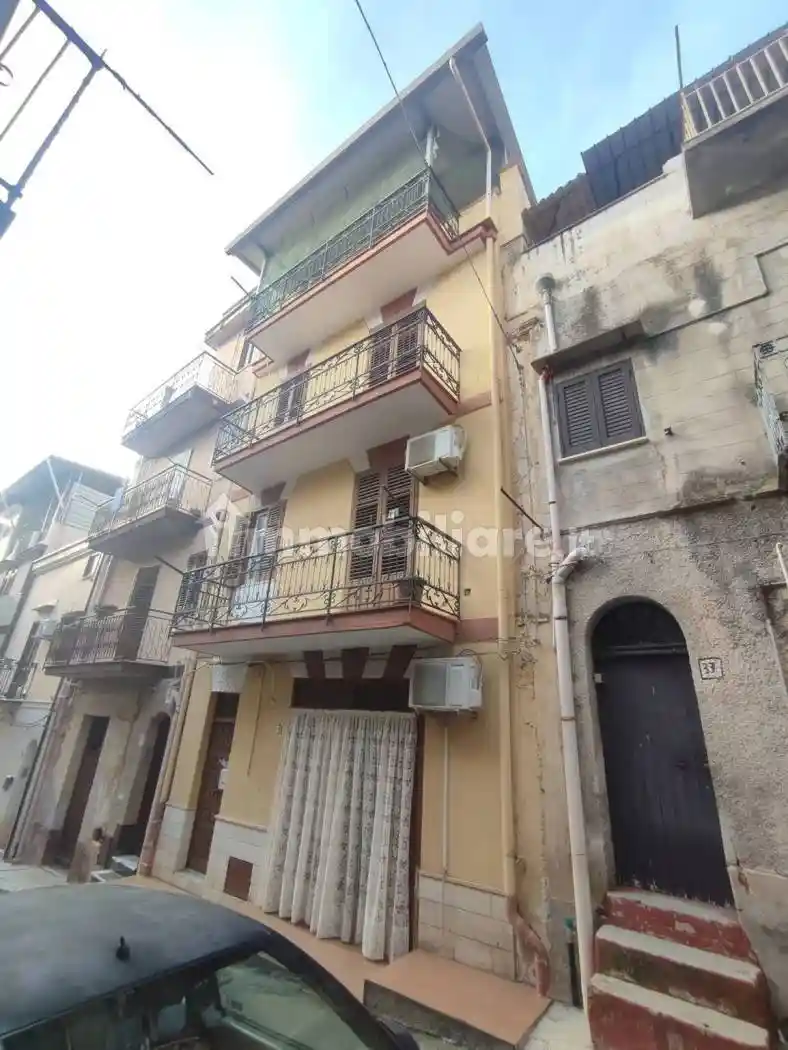 Villa in vendita a Montelepre