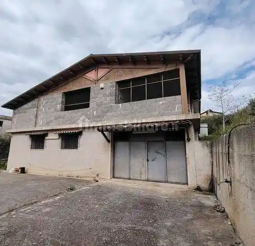 Villa in vendita a Montelepre