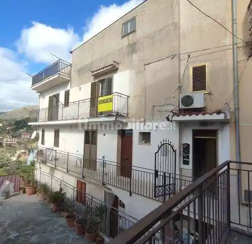 Appartamento in vendita a Montelepre