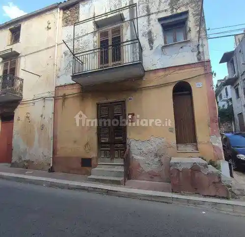 Villa in vendita a Montelepre