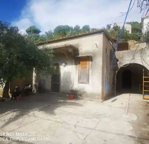 Villa in vendita a Montelepre