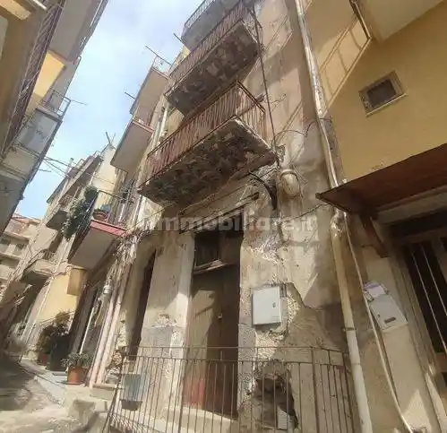 Villa in vendita a Montelepre