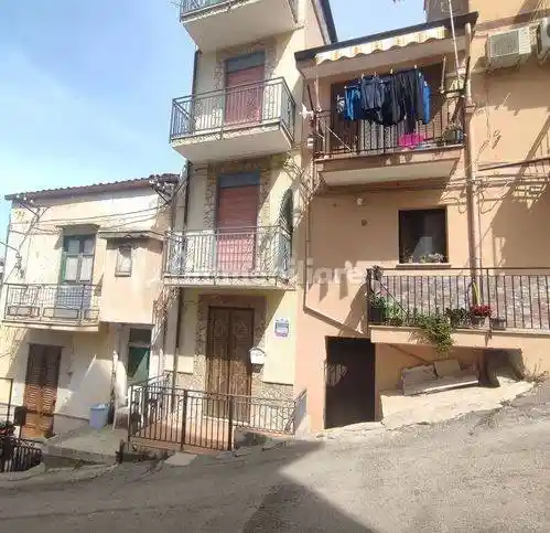 Villa in vendita a Montelepre