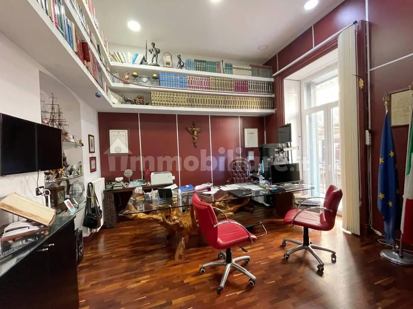 Appartamento in vendita a Napoli