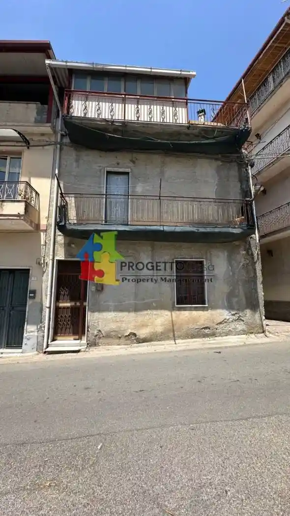 Casa indipendente in vendita a Gaggi