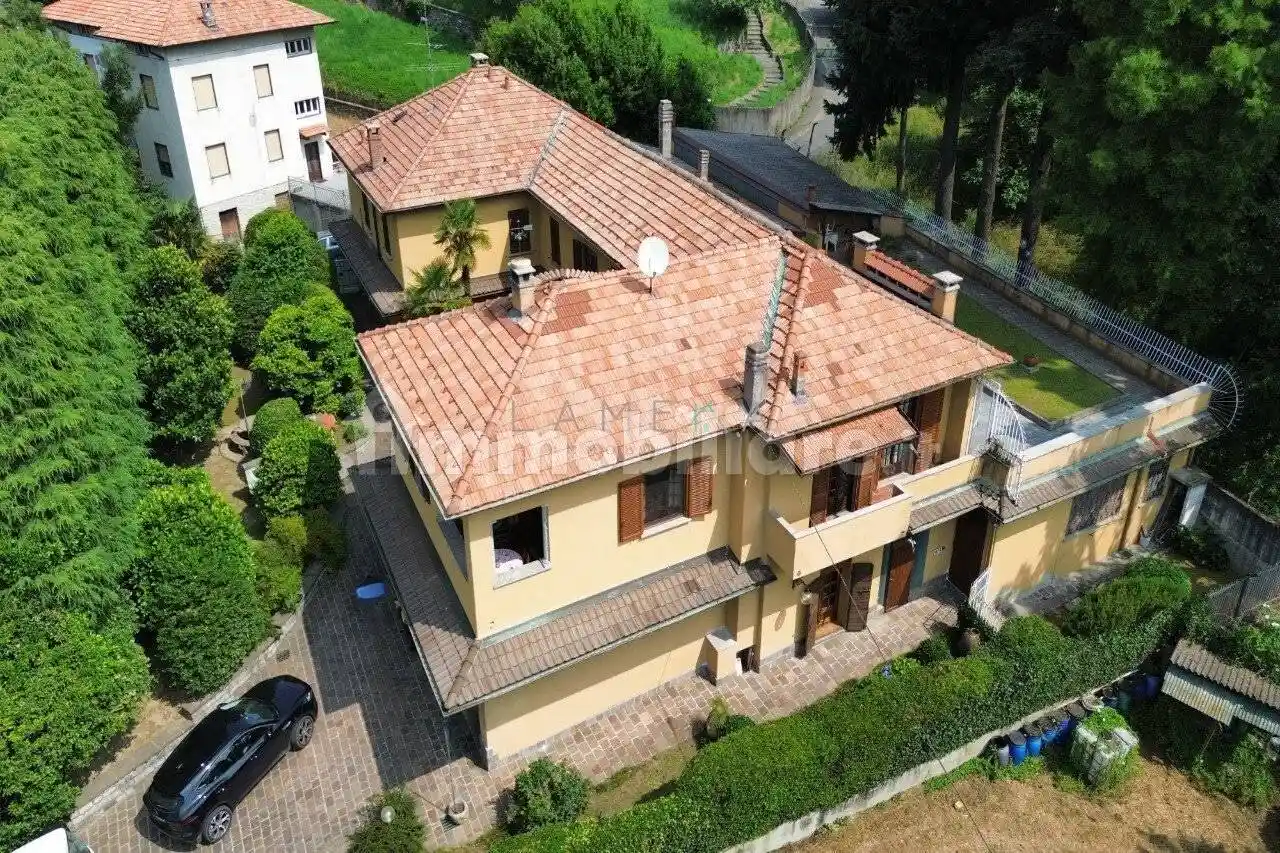 Villa unifamiliare via Gabriele D'Annunzio 54, Prestino, Como - foto 2