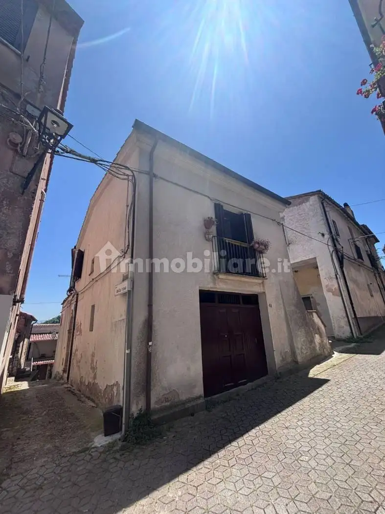 Casa indipendente in vendita a Dipignano
