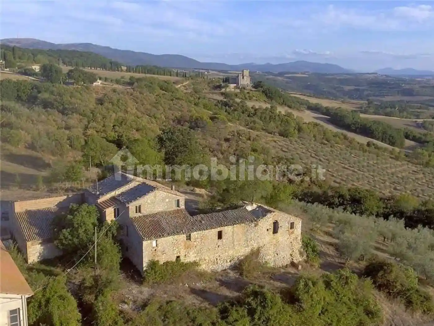 Rustico - Casale in vendita a Todi
