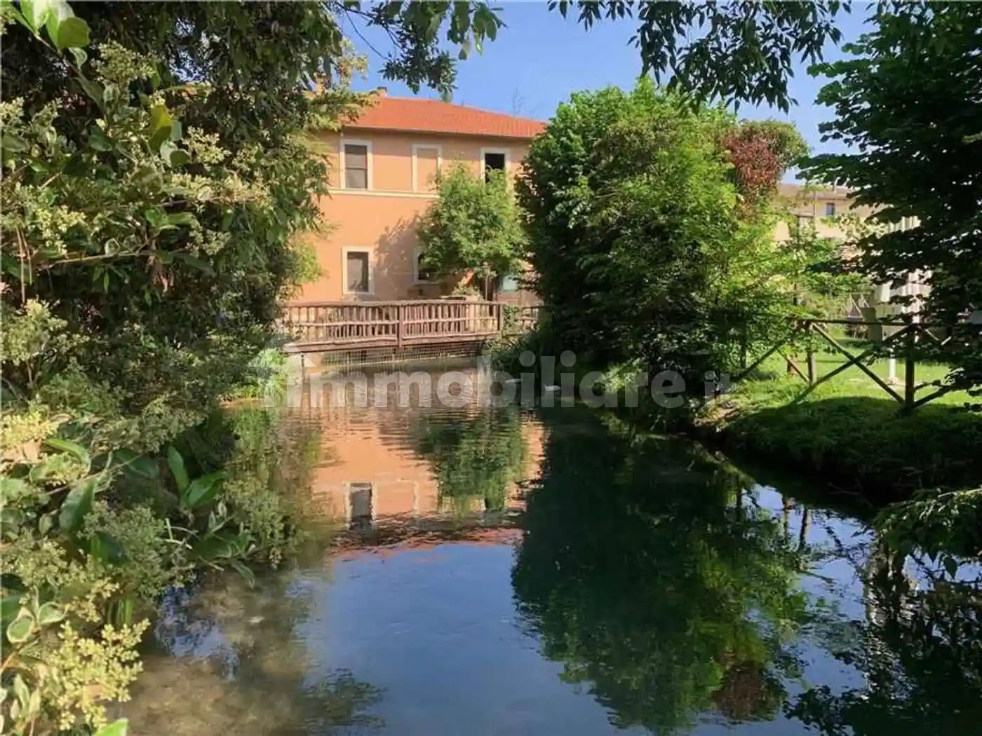 Villa in vendita a Trevi