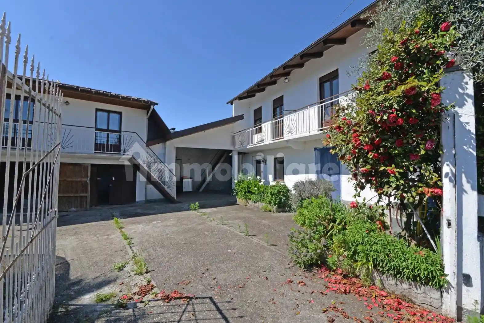 Casa indipendente in vendita a Bagnolo Piemonte