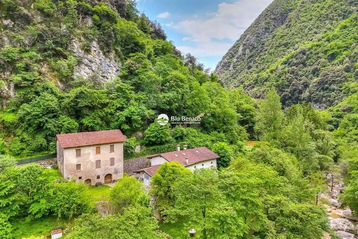 Casa indipendente in vendita a Toscolano-Maderno