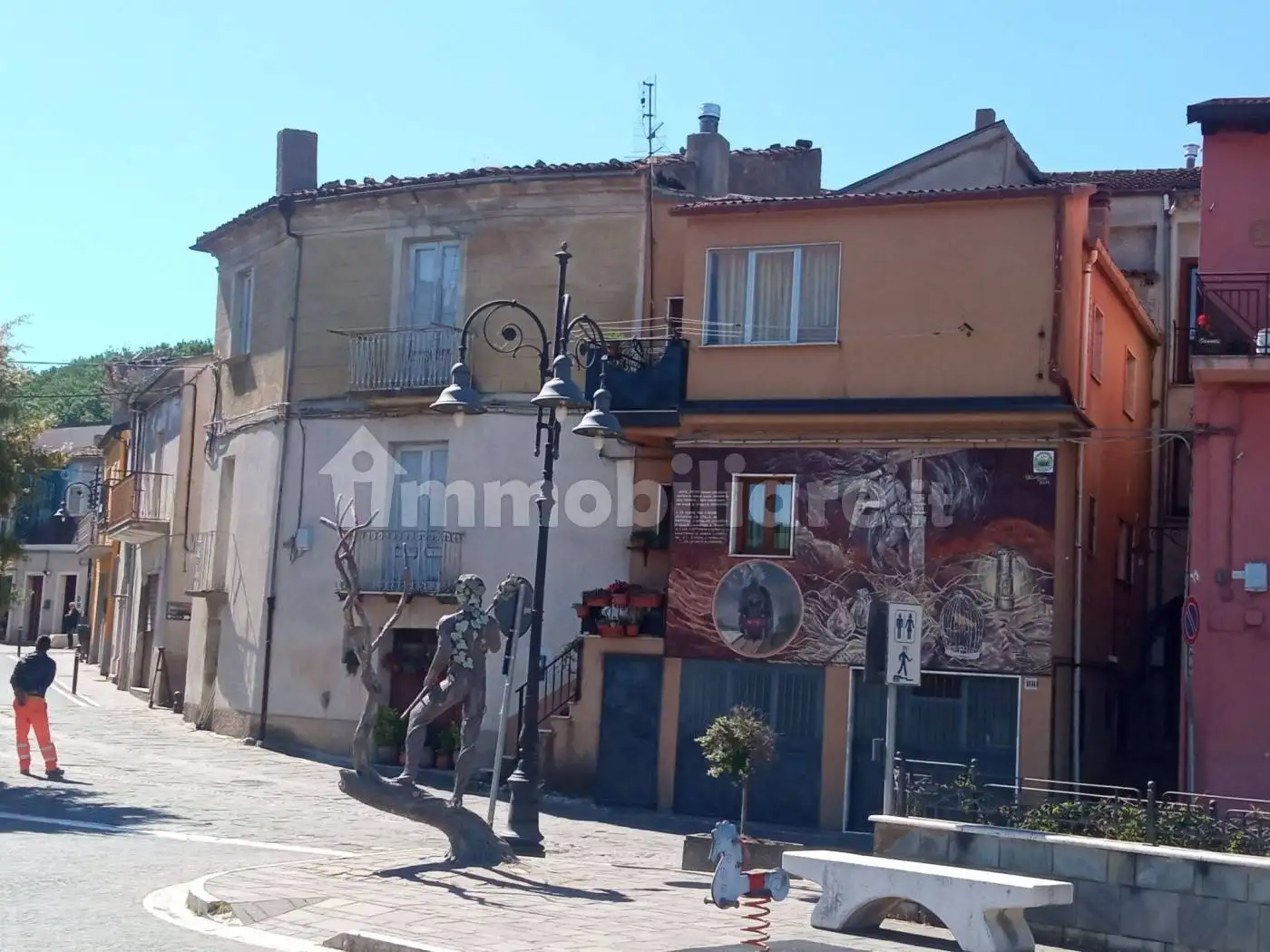 Palazzo - Edificio in vendita a Satriano di Lucania