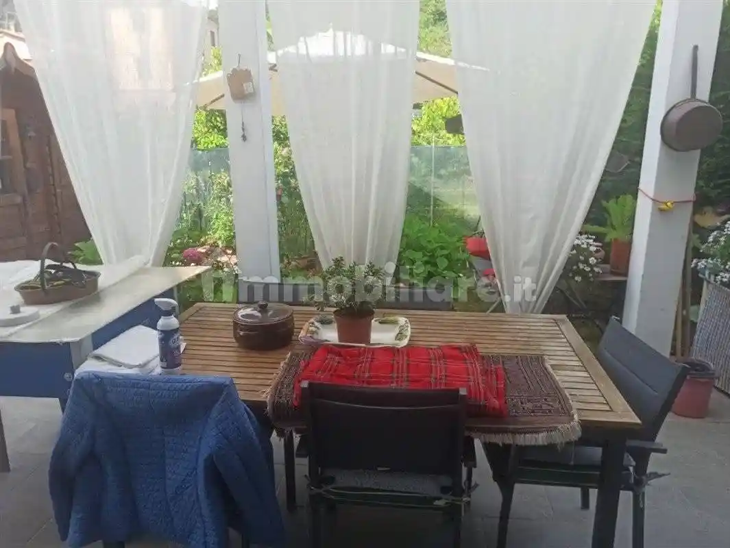 Villetta a schiera in vendita a Massa