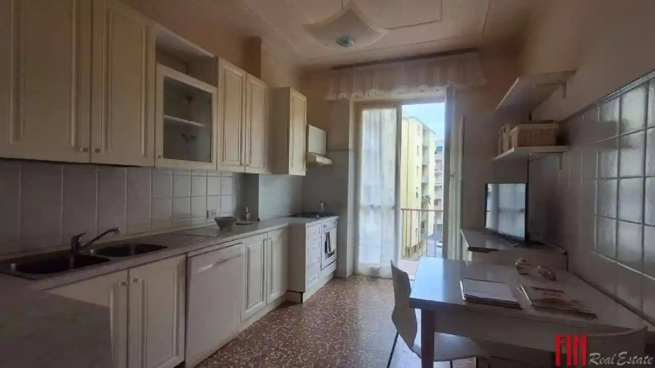 Appartamento in vendita a Genova